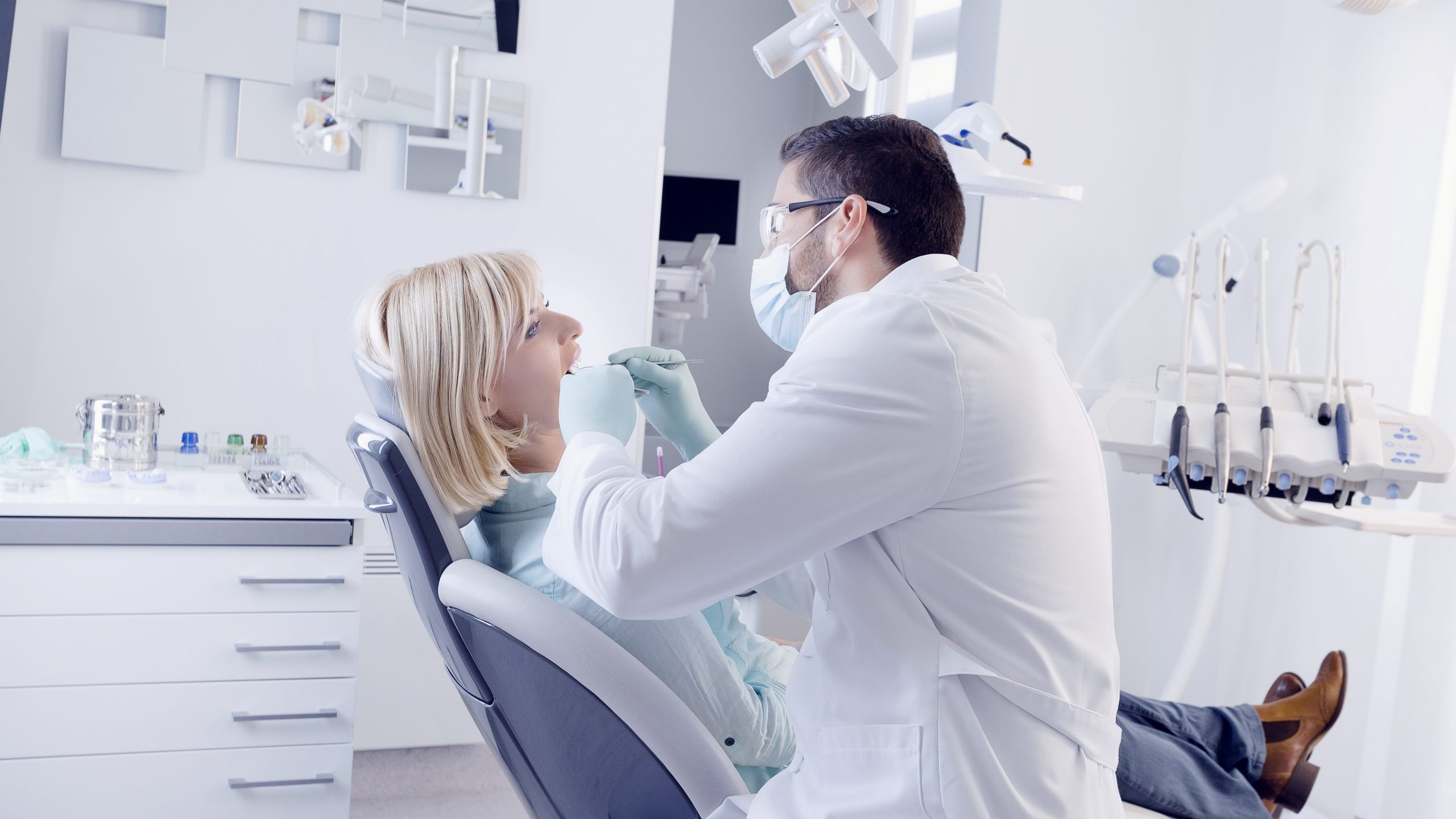 Dentist in Brooklyn, WI